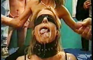 XXX La chica chupa cerdas y petardas